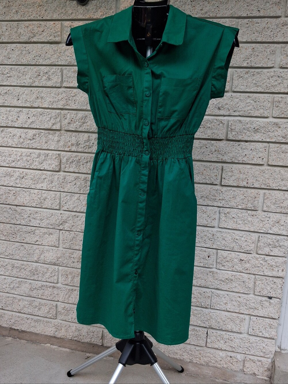 Monteau Los Angeles Green Shirt Dress Smoked Waste Midi Dress